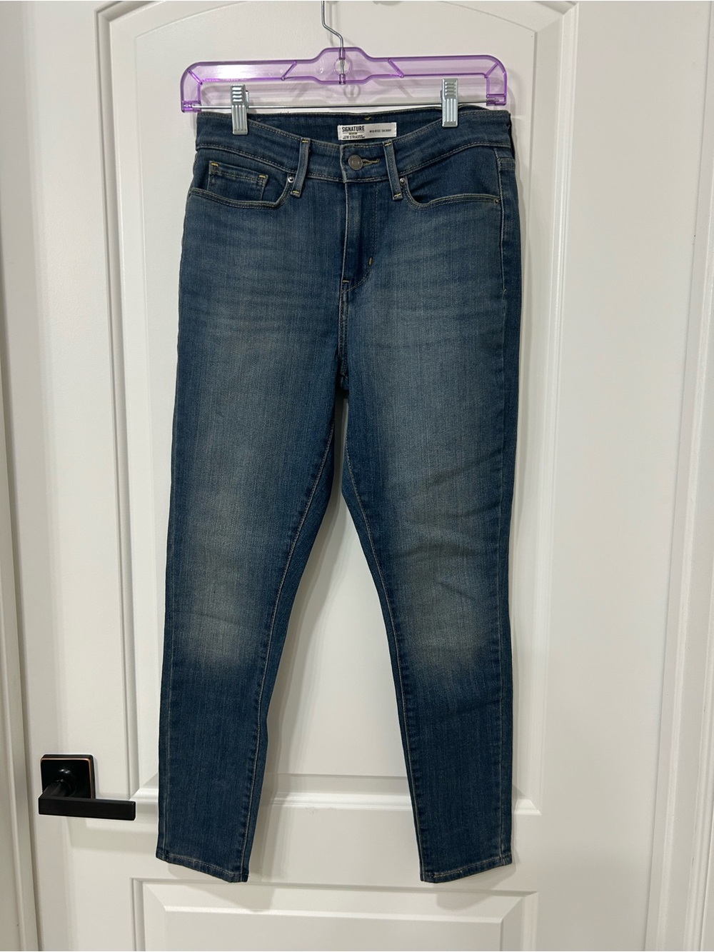 Signature by Levi Strauss Women's Medium Blue Skinny Jeans / Size 4S